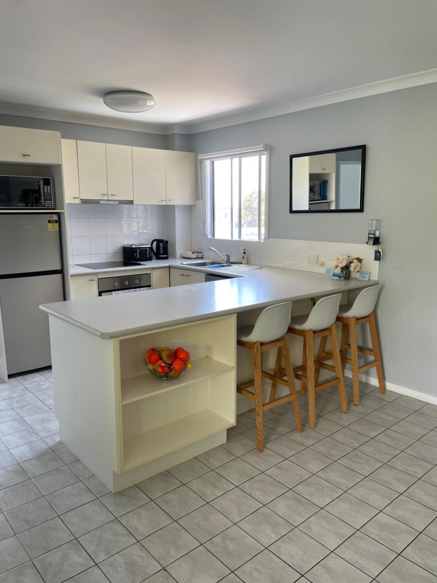 Unit 9 Bellevue Apartment Лейкс Ентранс Екстериор снимка