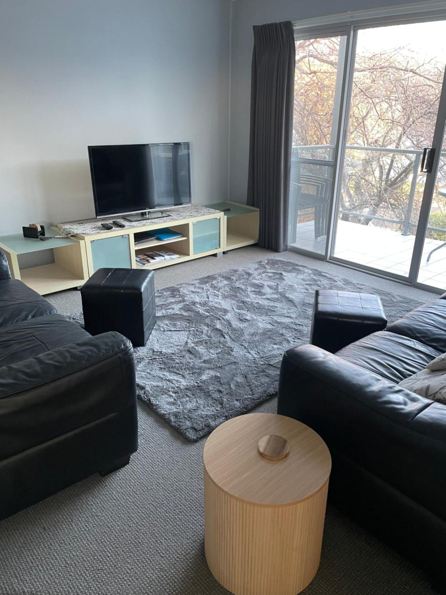 Unit 9 Bellevue Apartment Лейкс Ентранс Екстериор снимка