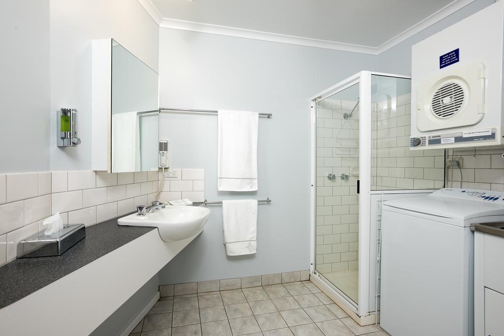 Unit 9 Bellevue Apartment Лейкс Ентранс Екстериор снимка
